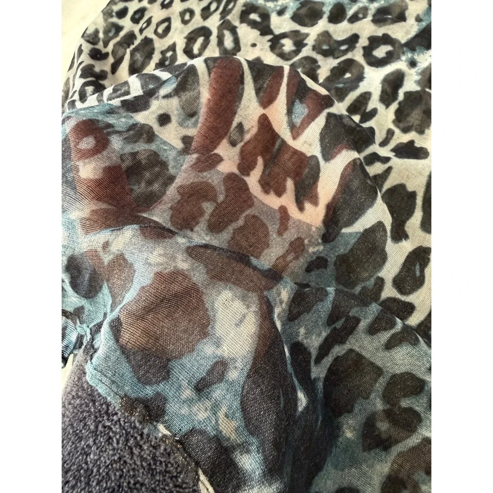 Blue Grey Leopard‎ Print Infinity Scarf Lightweight Animal Pattern Loop Scarf